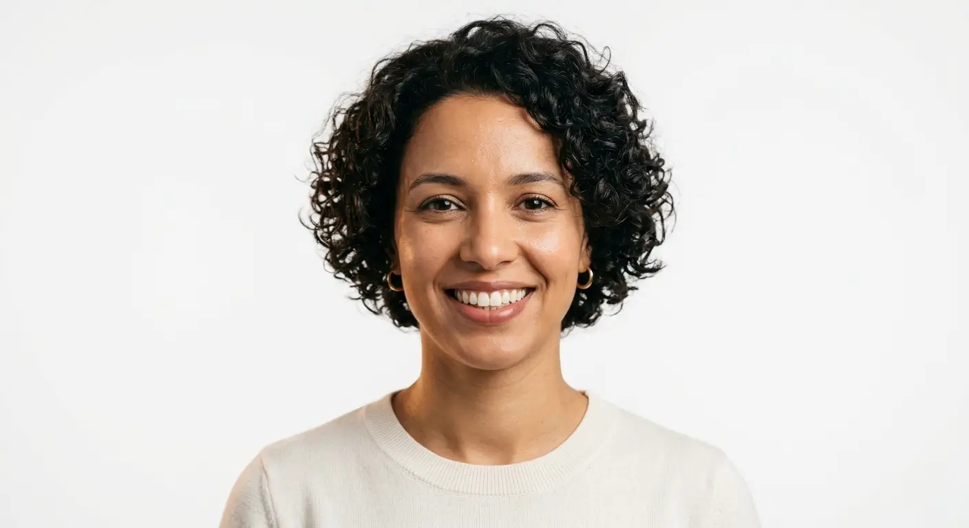 Patiente souriante au CENTRE DENTAIRE EL MANSOURI, Marrakech